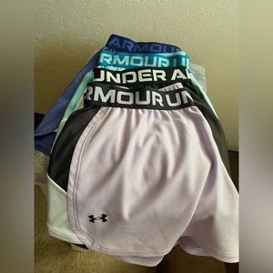 Large Under Armour Short Bundle